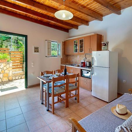 Katia Apartments Гайос Экстерьер фото