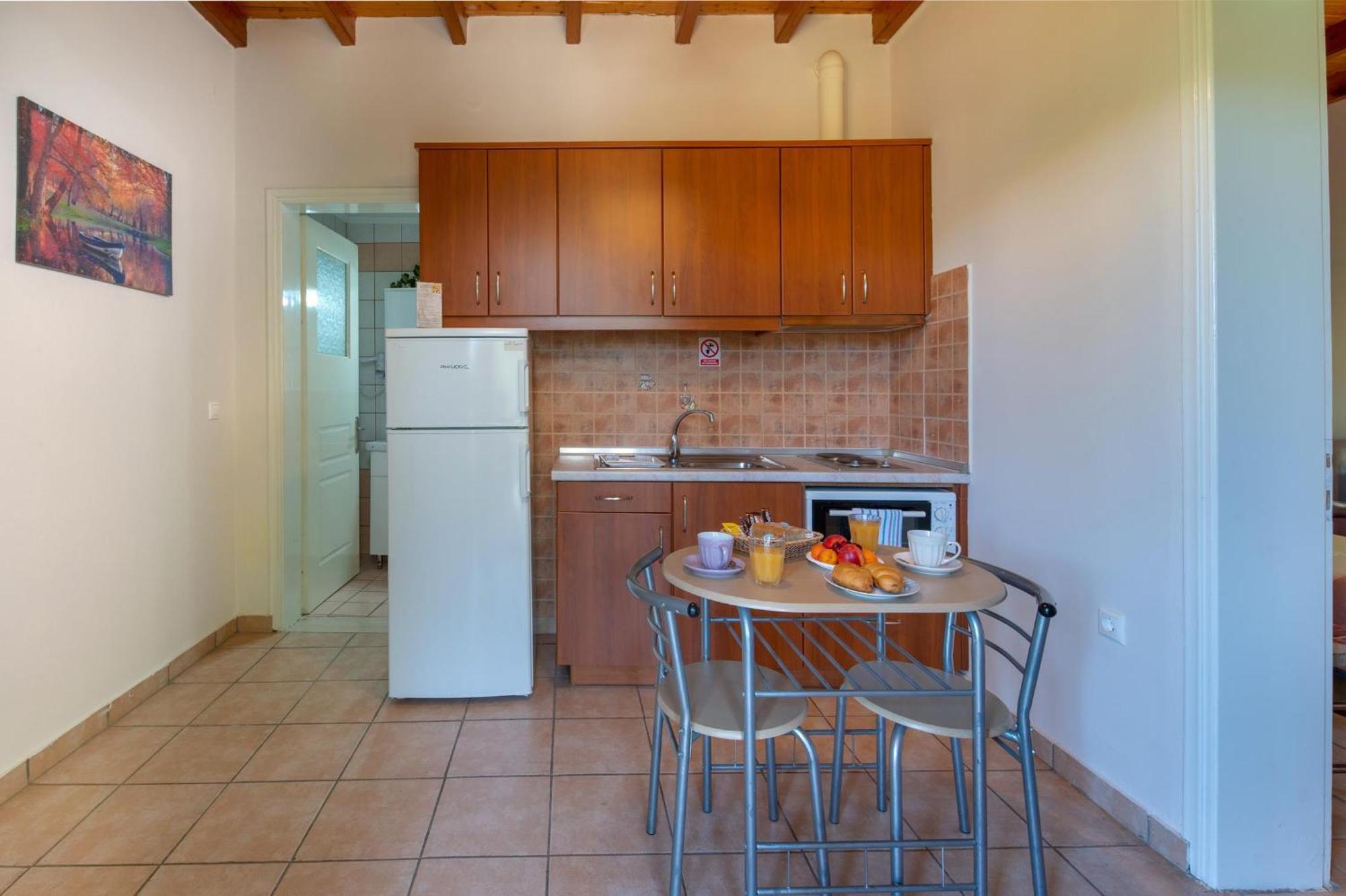 Katia Apartments Гайос Экстерьер фото